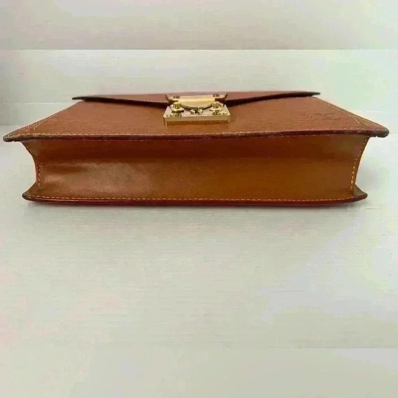 Authentic vintage Louis Vuitton epi clutch ~ brown - Picture 6 of 16